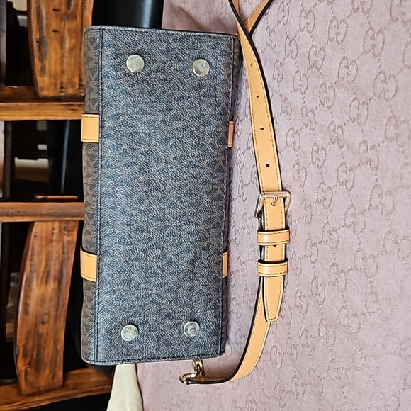 Michael Kors small Tote - Picture 5 of 5